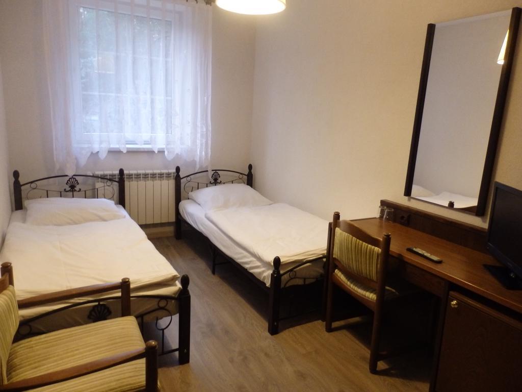 Hotel Gosciniec Borne Sulinowo - Byla Baza Wojskowa Exteriér fotografie